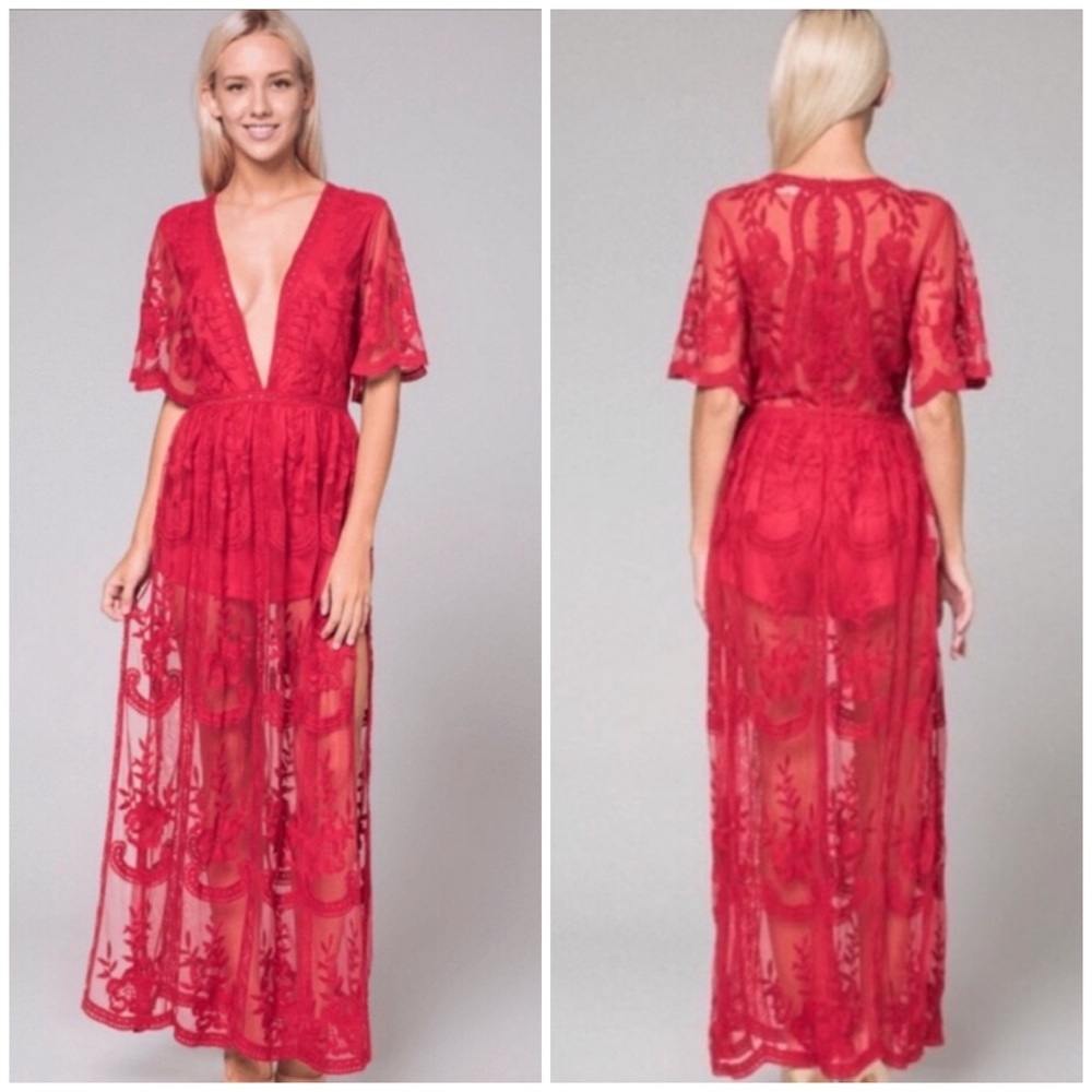 ☀️LAST1️⃣//RED LACE MAXI DRESS